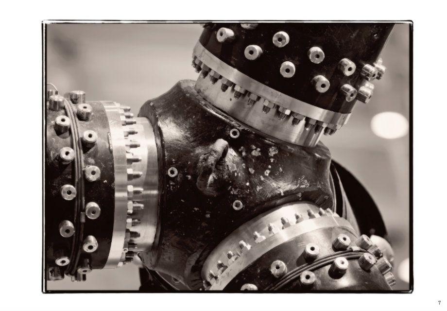 Seite 7 mit dem Foto Windrad des Fotobuchs Mechanics von Reinhard Mohr, Fotograf, München